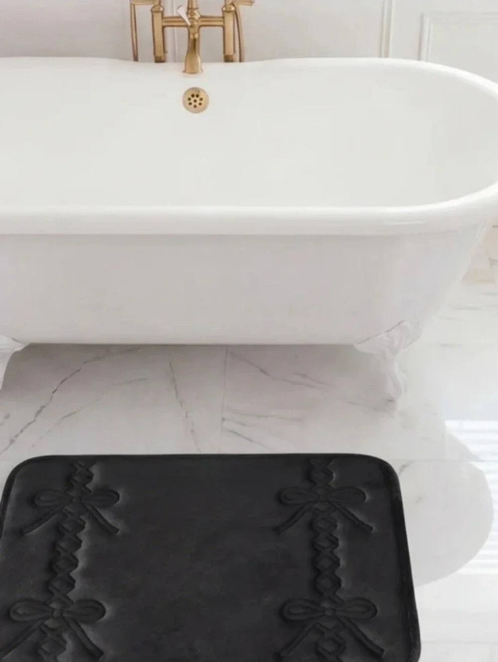 Juicy Couture Home Corset Bows Quilted Memory Foam Bath Rug- Black